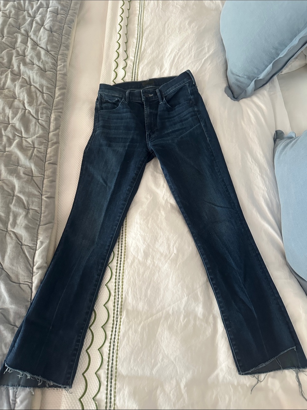MOTHER Dark Indigo Flare Jeans- the insider crop step fray